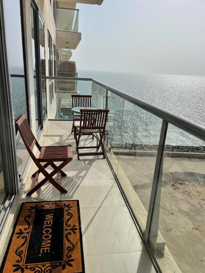 2 Bedroom Incredible Ocean Vew Apartment ราสอัลไคมาห์ ภายนอก รูปภาพ