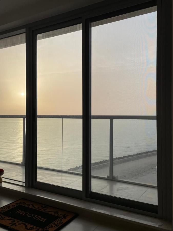 2 Bedroom Incredible Ocean Vew Apartment ราสอัลไคมาห์ ภายนอก รูปภาพ